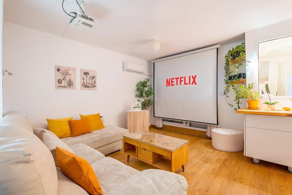 Apartamento Dalmases con Parking Gratis - Hermosas Vistas a Sierra Nevada Apartment in Granada