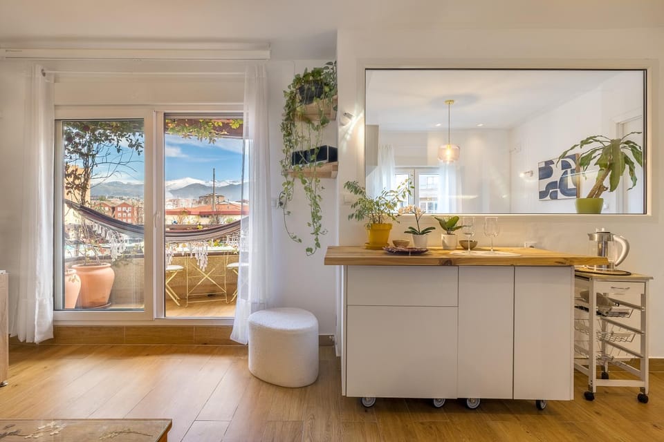 Apartamento Dalmases con Parking Gratis - Hermosas Vistas a Sierra Nevada Apartment in Granada