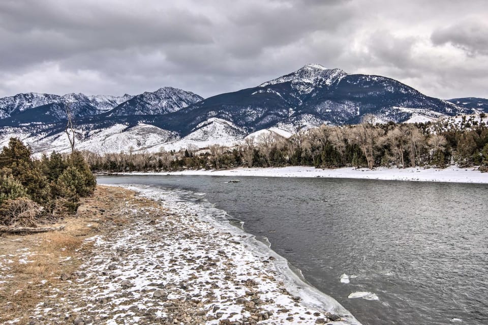 Inviting Townhome 30 Mi to Yellowstone NP! House in Emigrant