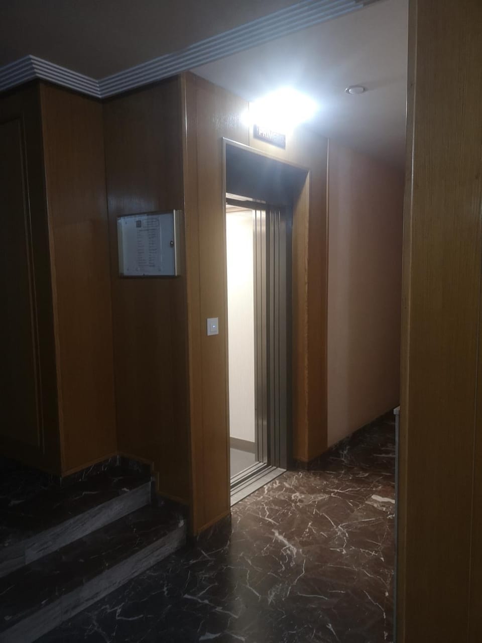 Apartamento Escultor Moreto - PARKING GRATIS Apartment in Zaragoza