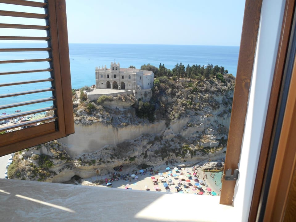 Nearby landmark, Natural landscape, Beach, Sea view