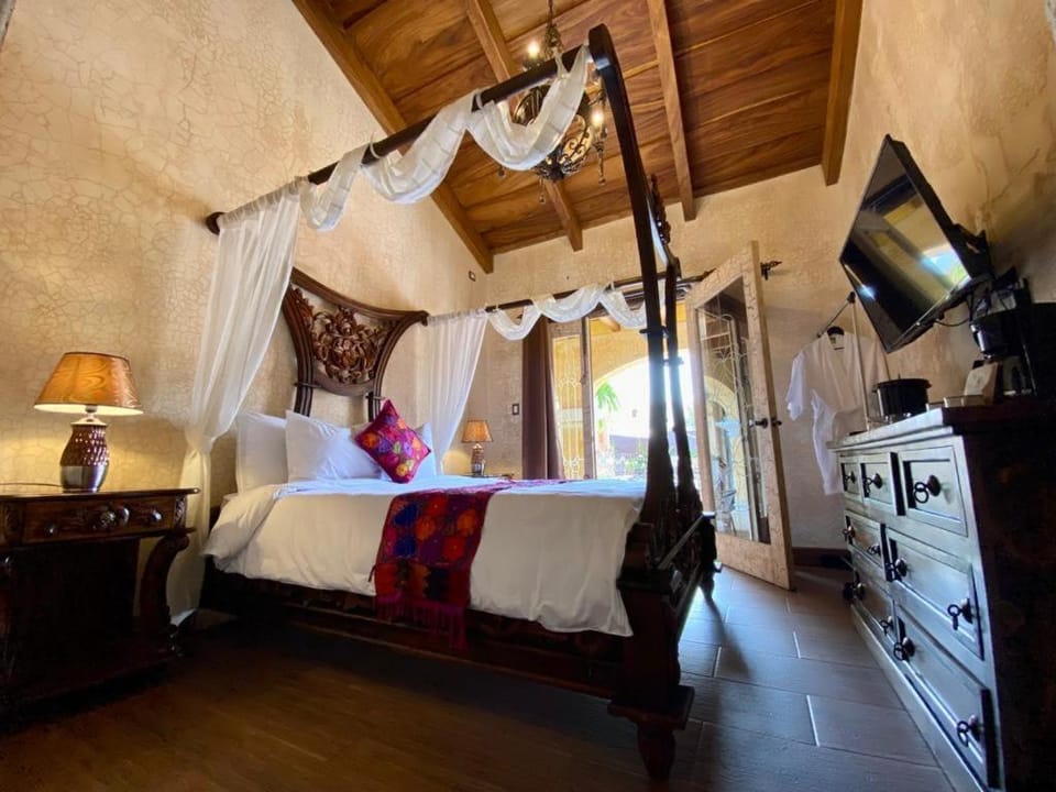 Bed, Photo of the whole room, Bedroom, Area and facilities