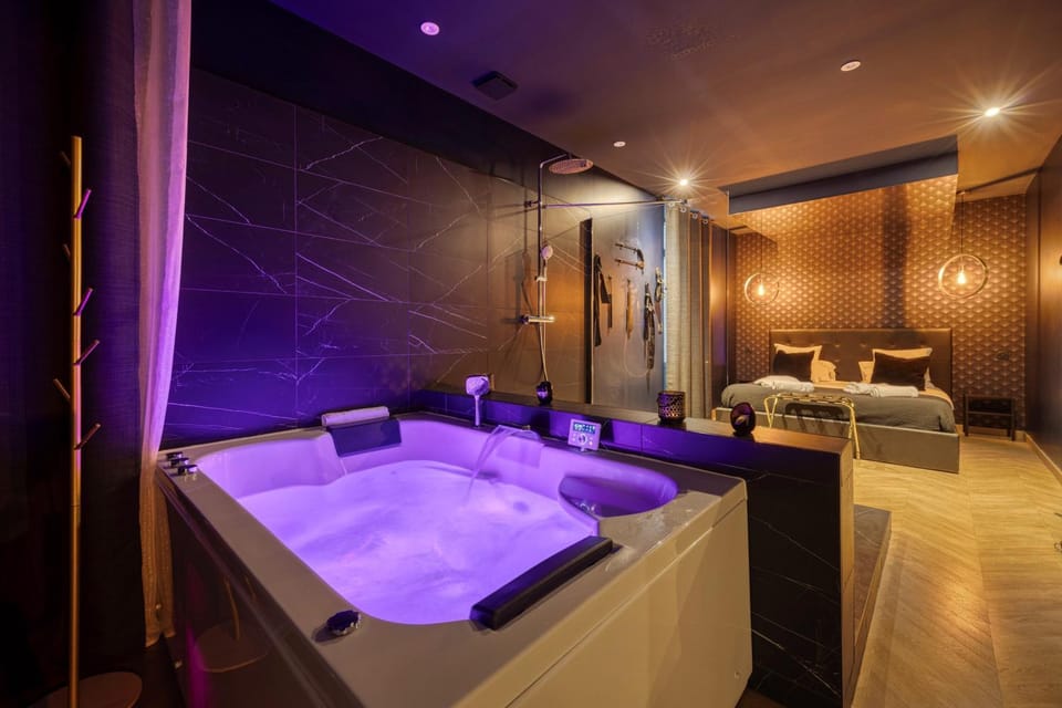 Love Room L'Aixtase - Oasis Romantique à Aix-les-Bains Apartment in Aix-les-Bains