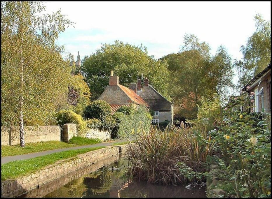 The Retreat-luxury cottage with hot tub (sleeps 4) House in West Lindsey District