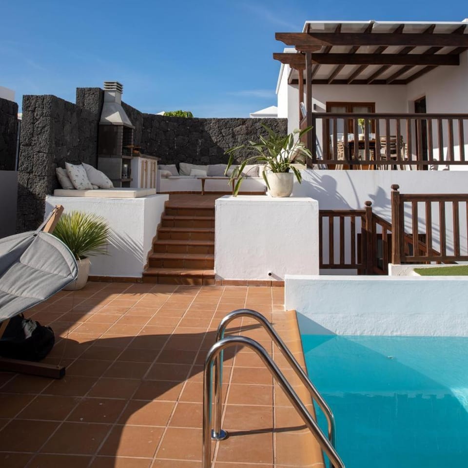 Balcony/Terrace, Swimming pool