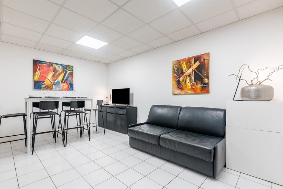 Communal lounge/ TV room, Seating area