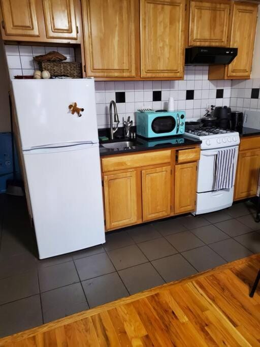 Kitchen or kitchenette, minibar, pet friendly, stove, toaster