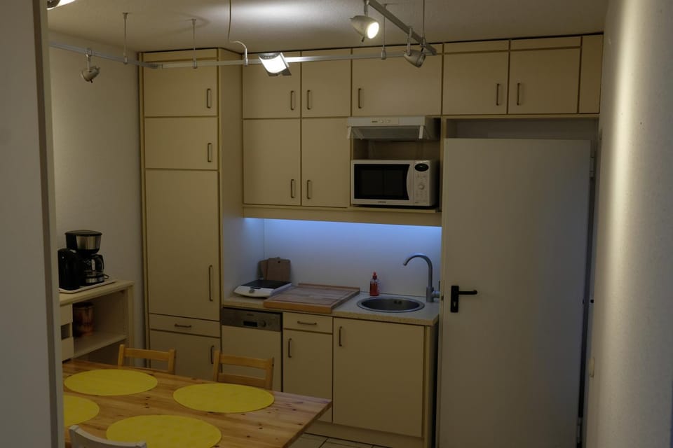 Kitchen or kitchenette, dishwasher, minibar, pet friendly, stove, toaster