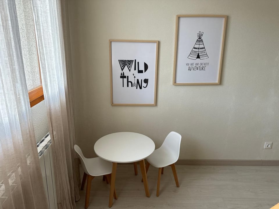 Game Room, Bedroom, children, young children