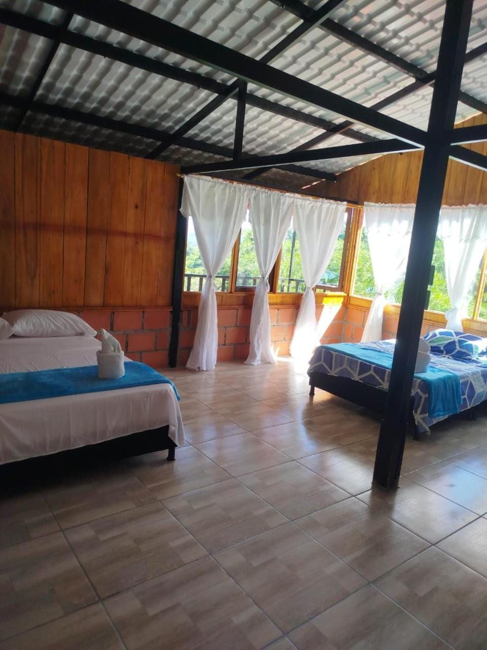 Cabañas orquídea Nature lodge in Caldas, Colombia