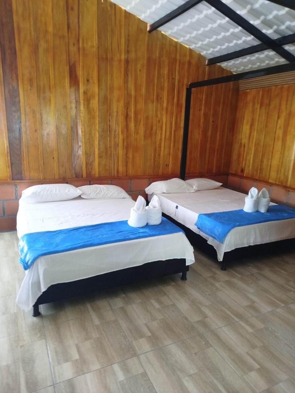 Cabañas orquídea Nature lodge in Caldas, Colombia