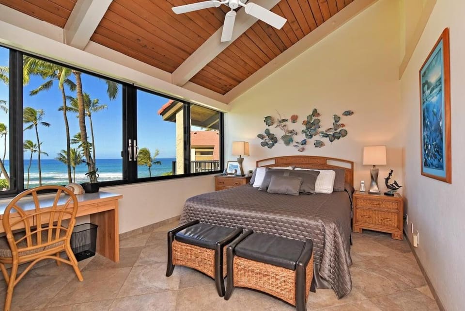 Papakea B405 · PK B405 Spacious 3Bedroom at OceanFront Resort House in Kaanapali