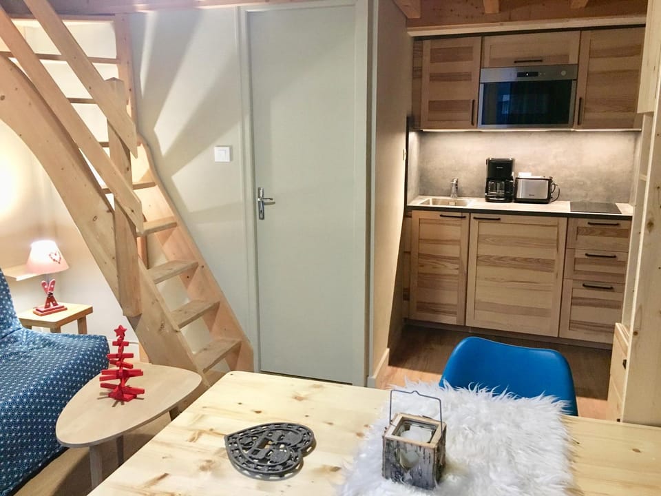 Coffee/tea facilities, Kitchen or kitchenette