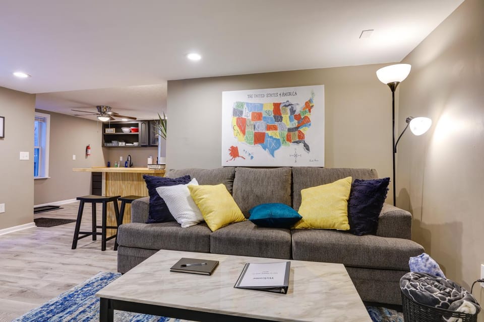 Cozy Newport Cottage Near Stadiums & Downtown House in Newport