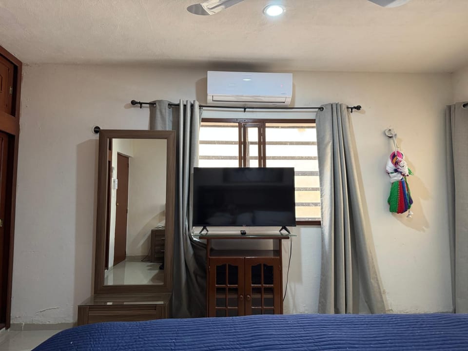 Bed, TV and multimedia, Bedroom, air conditioner