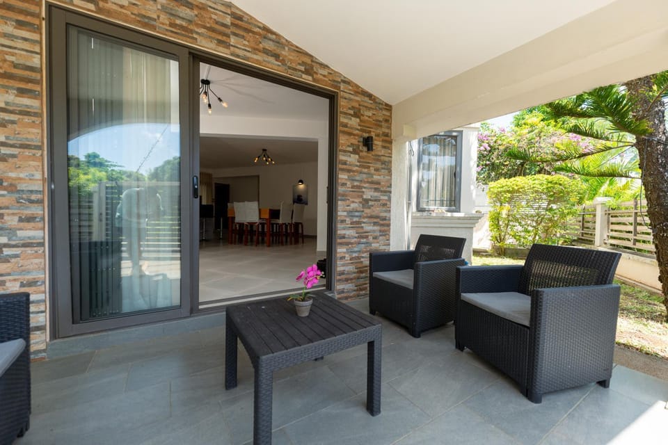 Seasons Break Apartment Pereybere Apartment in Grand Baie