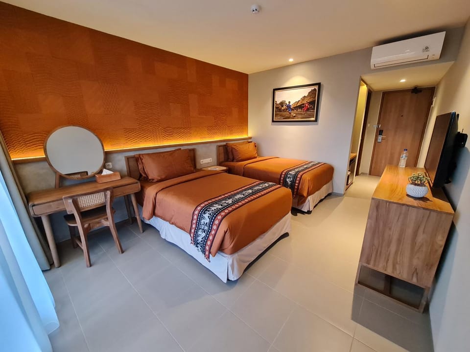 Bed, TV and multimedia, Photo of the whole room, Bedroom, air conditioner