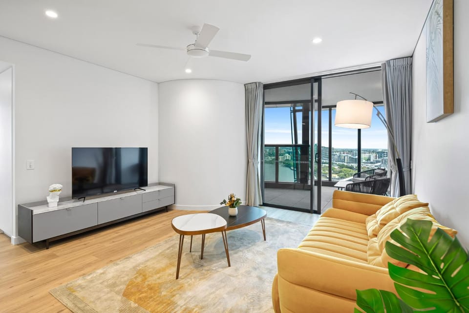 Communal lounge/ TV room, Living room, Seating area