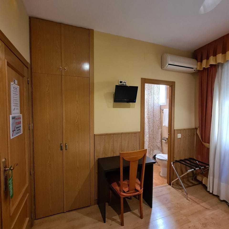 Hostal Oporto Bed and Breakfast in Centro