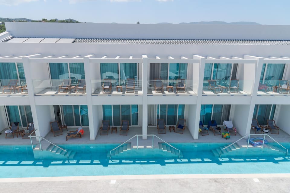 Pool view, Swimming pool, Swimming pool