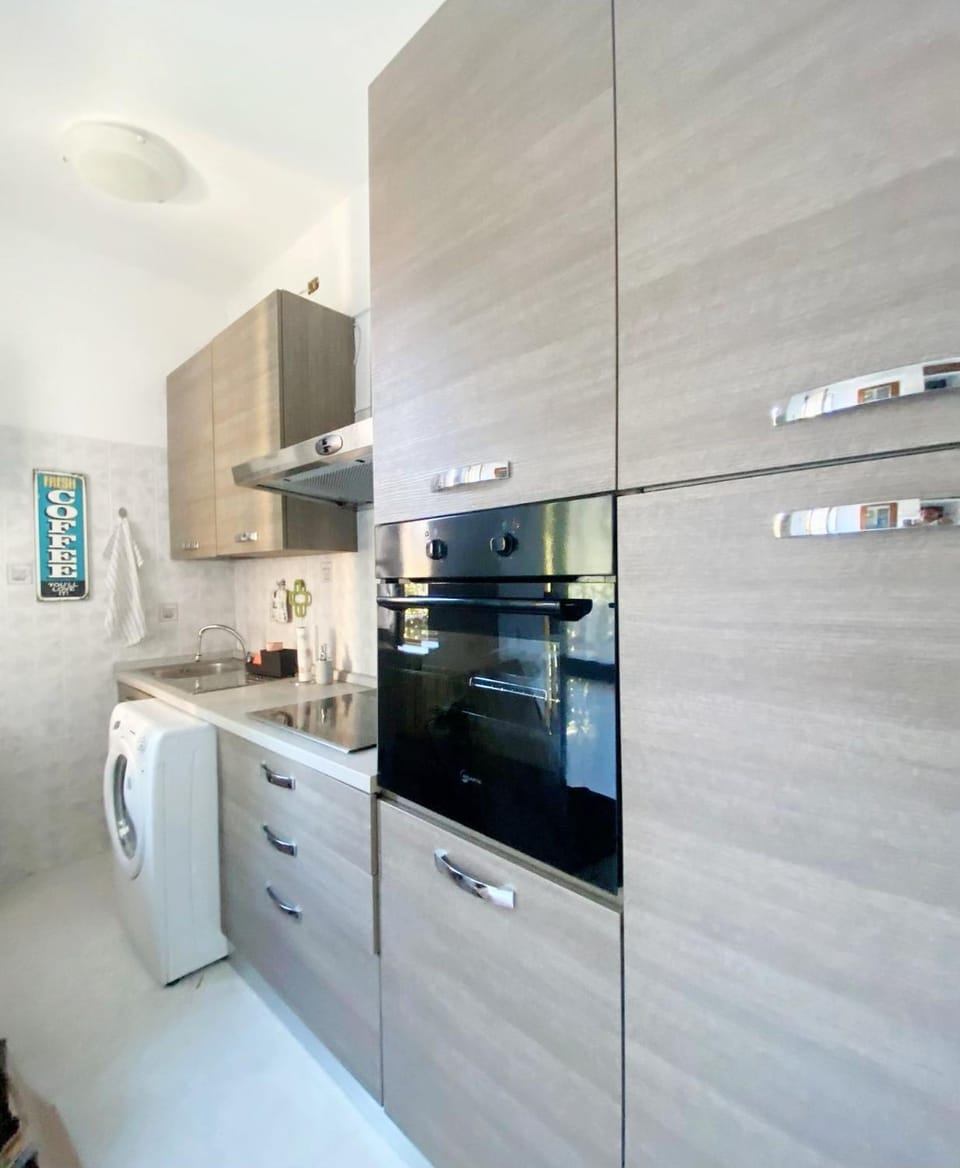 Milano Holiday & Work House - Duomo Apartment in Milan