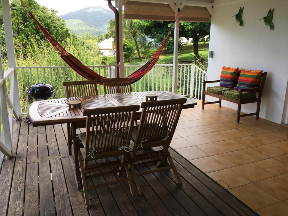 Patio, Day, Natural landscape, View (from property/room), Balcony/Terrace, Balcony/Terrace, Dining area, Mountain view, Meals