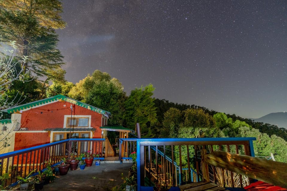 Property building, Facade/entrance, Night, Natural landscape, Other, Mountain view, Seasons