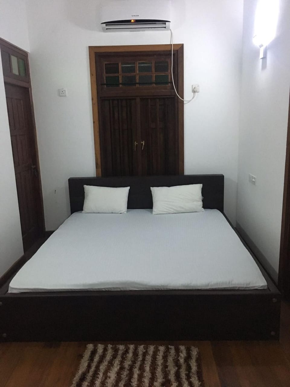 Bed, Bedroom, air conditioner