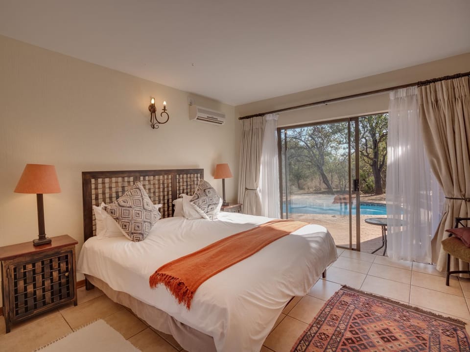 Luxurious 4 Bedroom Villa 94 Villa in North West, South Africa