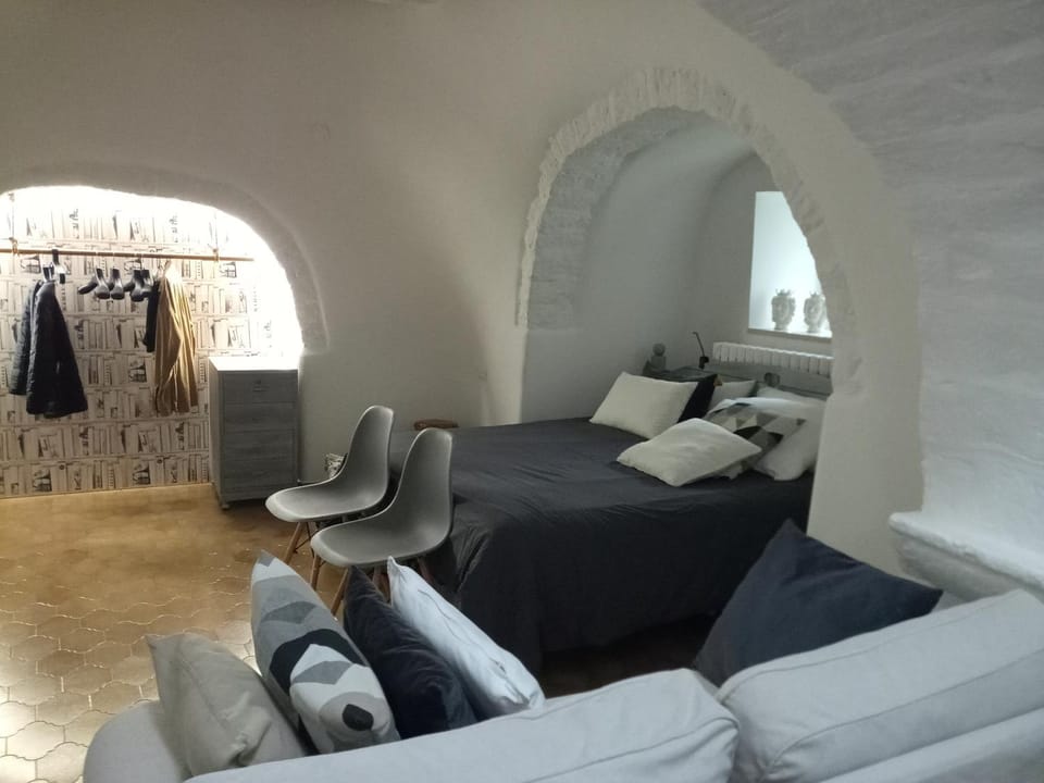 Bed, Bedroom, wardrobe