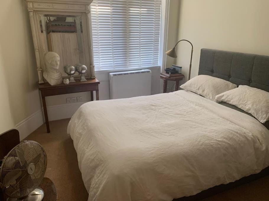 Central London (West End) two bedroom flat Apartment in City of Westminster
