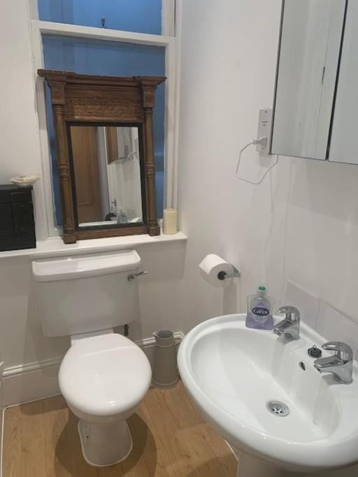 Central London (West End) two bedroom flat Apartment in City of Westminster