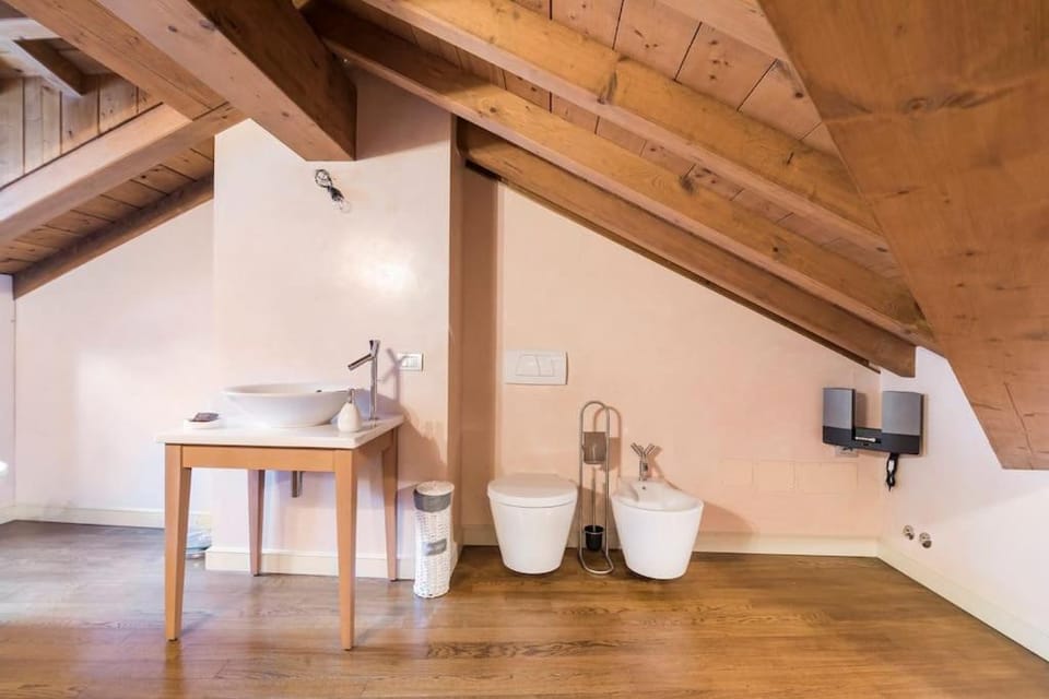 Santa Giuliana Apartment Apartment in Como