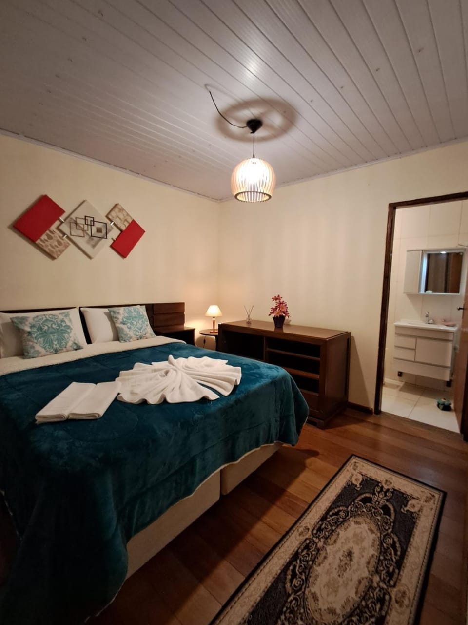 chalé camélia Bed and Breakfast in Monte Verde
