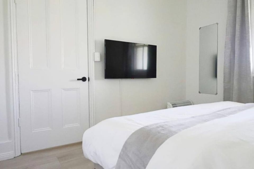 TV and multimedia, Bedroom
