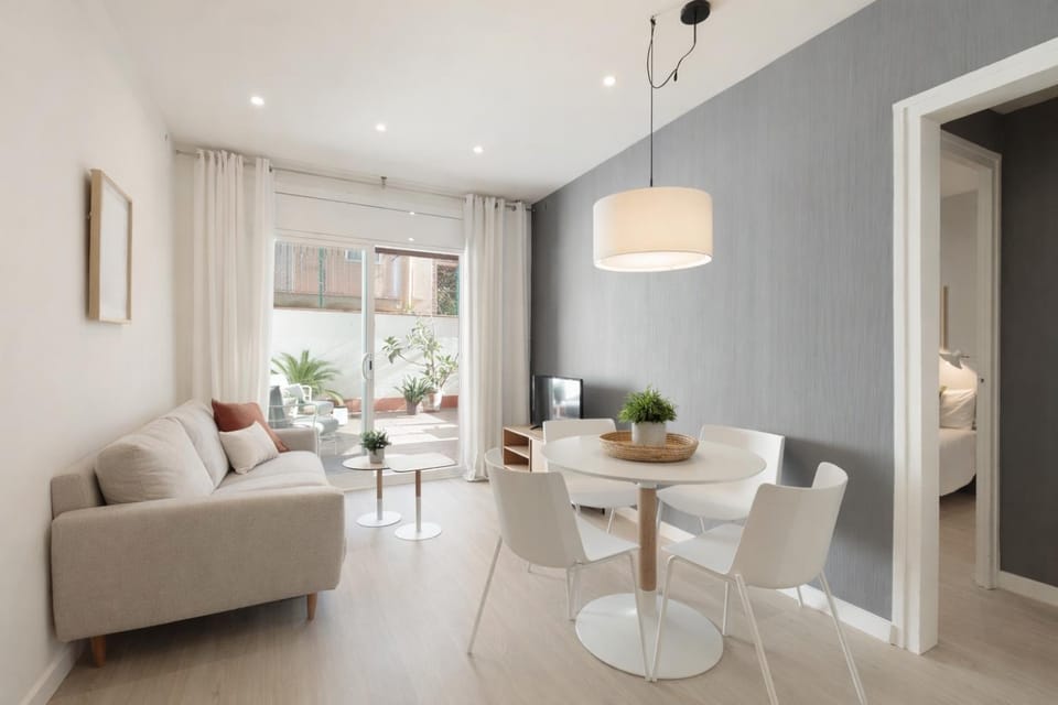 Living room, Dining area