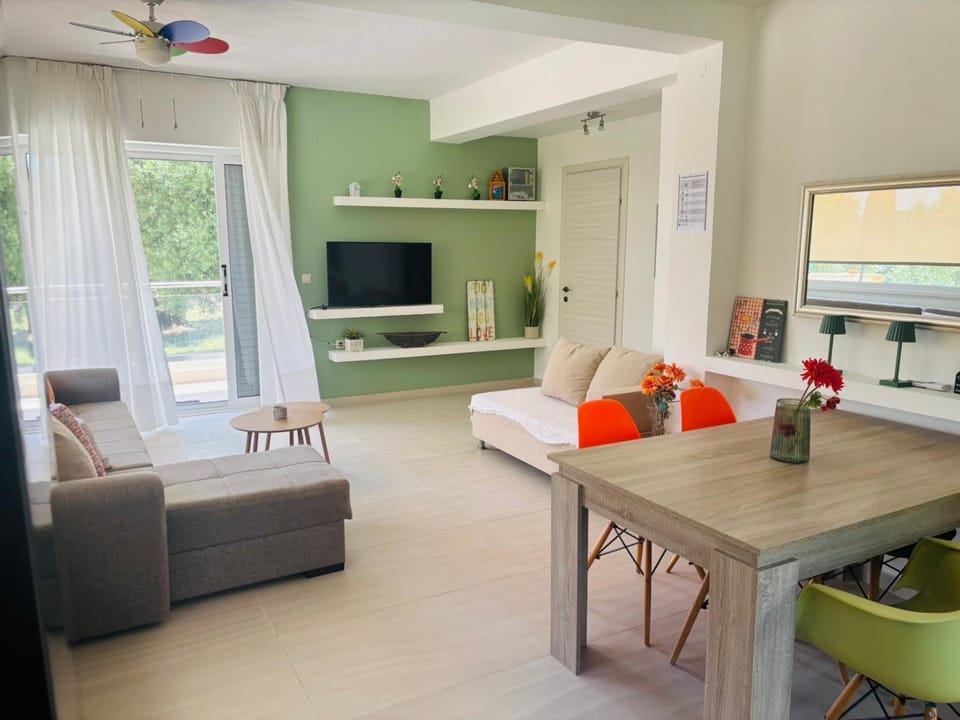 Villa Evita Garden Floor Suite House in Halkidiki