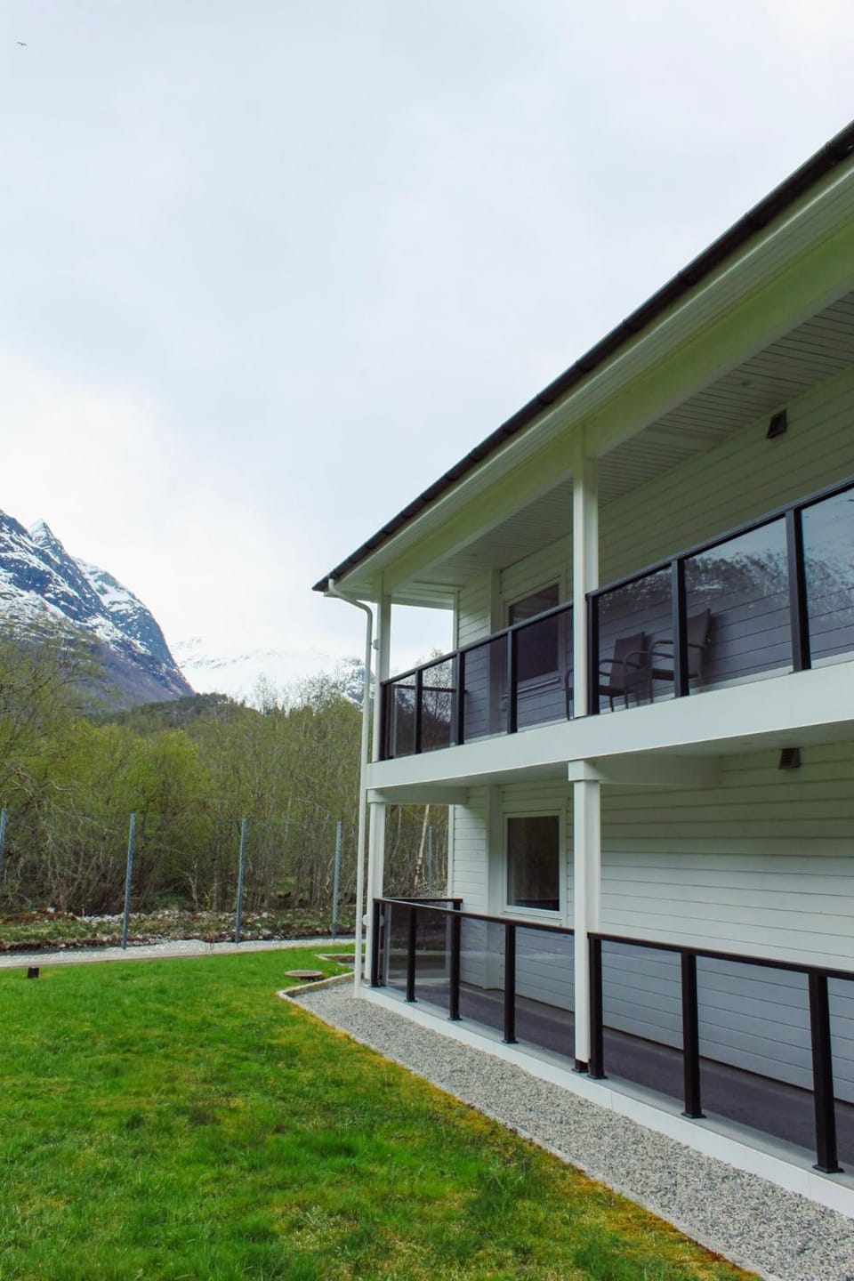 Property building, Day, Natural landscape, Mountain view