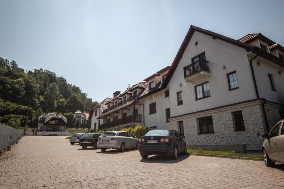 Property building, Parking