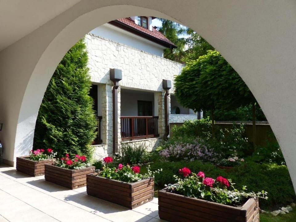 Property building, Garden