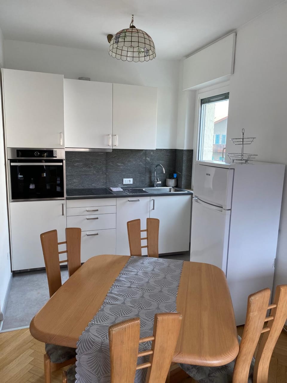 Kitchen or kitchenette, Dining area, dishwasher, pet friendly, stove