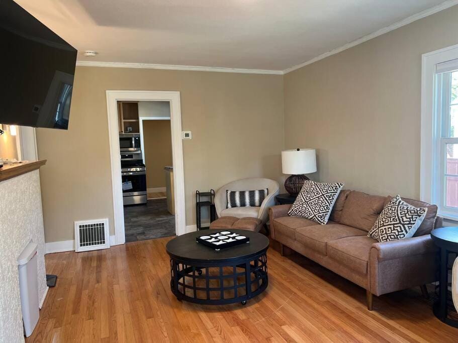 Freshly renovated home in a vintage neighborhood House in Billings