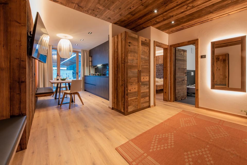 Kitchen or kitchenette, Living room, Photo of the whole room, Seating area