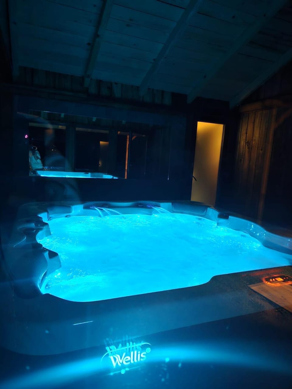 Widokowe Stodoły Bieszczady-domy jacuzzi i widokiem połonin House in Slovakia