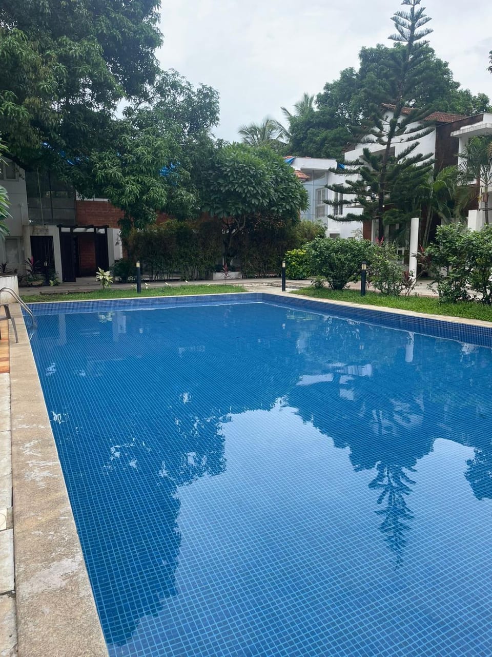 VILLA M - SOLITUDE 2 CANDOLIM GOA 3BHK, Pool Facing, Near Beach, Free Breakfast, Free WIFI and Prime Location Villa in Calangute