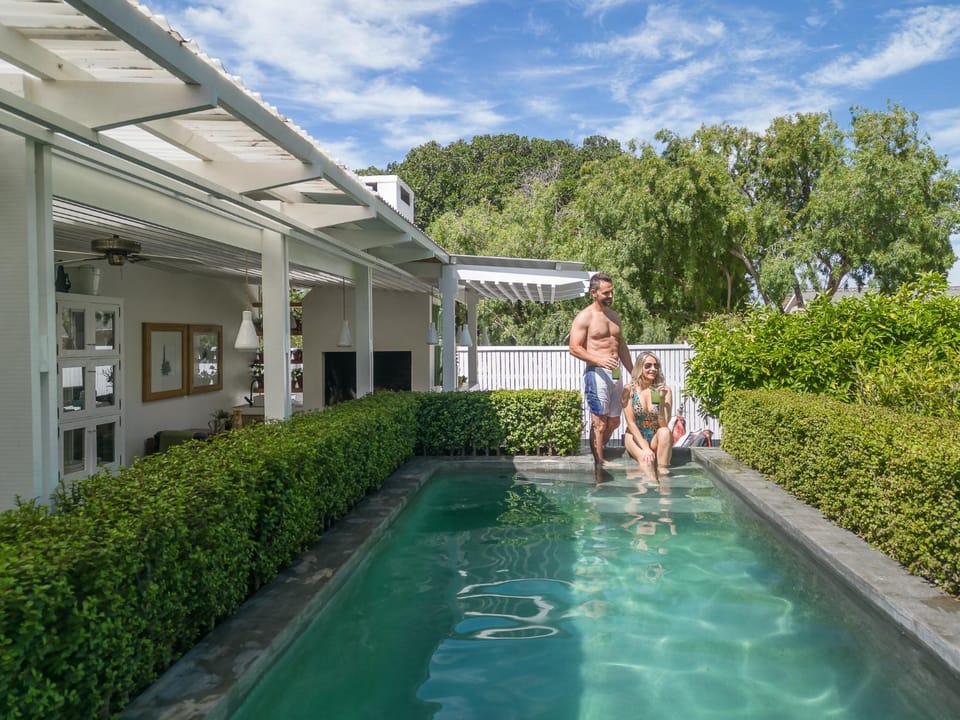 Swimming pool, Swimming pool