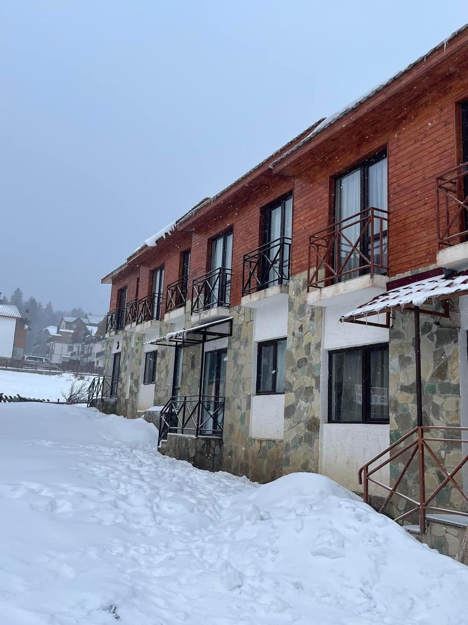 Property building, Day, Winter