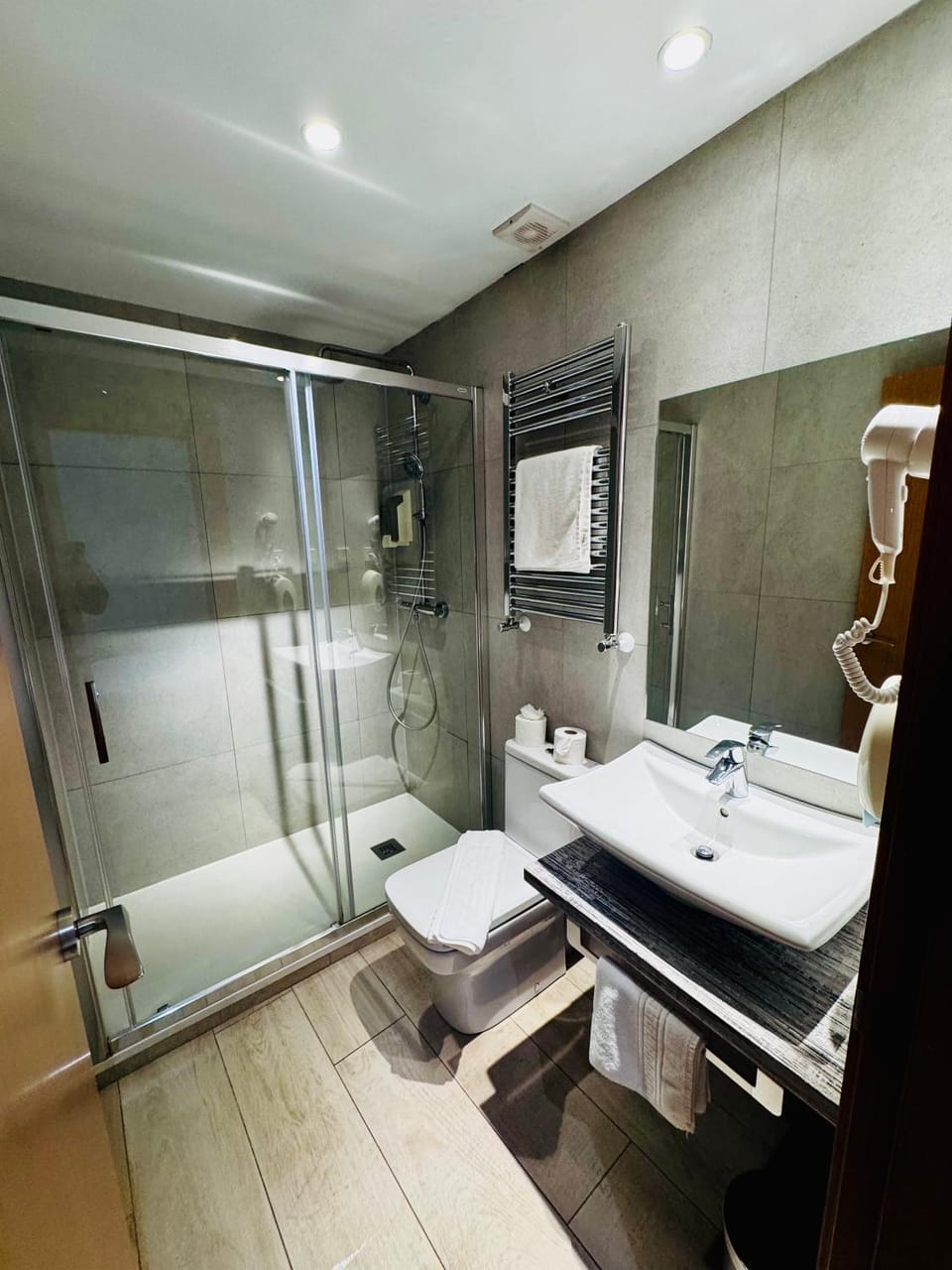 Hostal Cervelo Bed and Breakfast in Centro