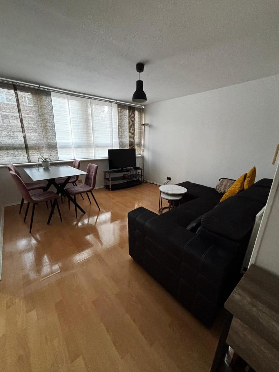 Living room, Seating area, Dining area