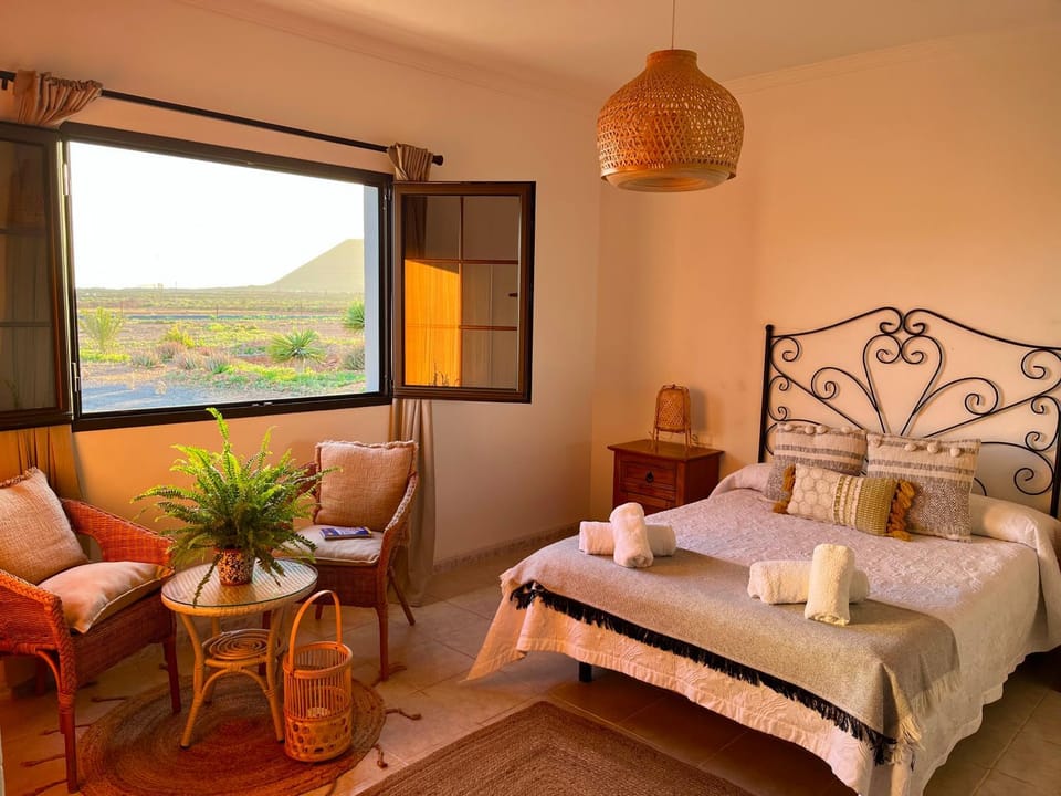Tranquila casa rural en el centro de Fuerteventura House in Maxorata